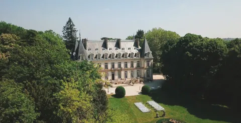 Château de Santeny and its tree-lined grounds