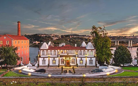 Pestana Palácio do Freixo beside the Douro in Porto