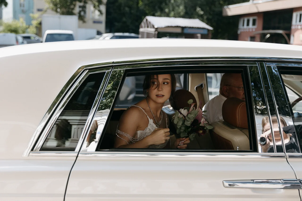 Photograph accompanying the wedding photography review by Ksenia